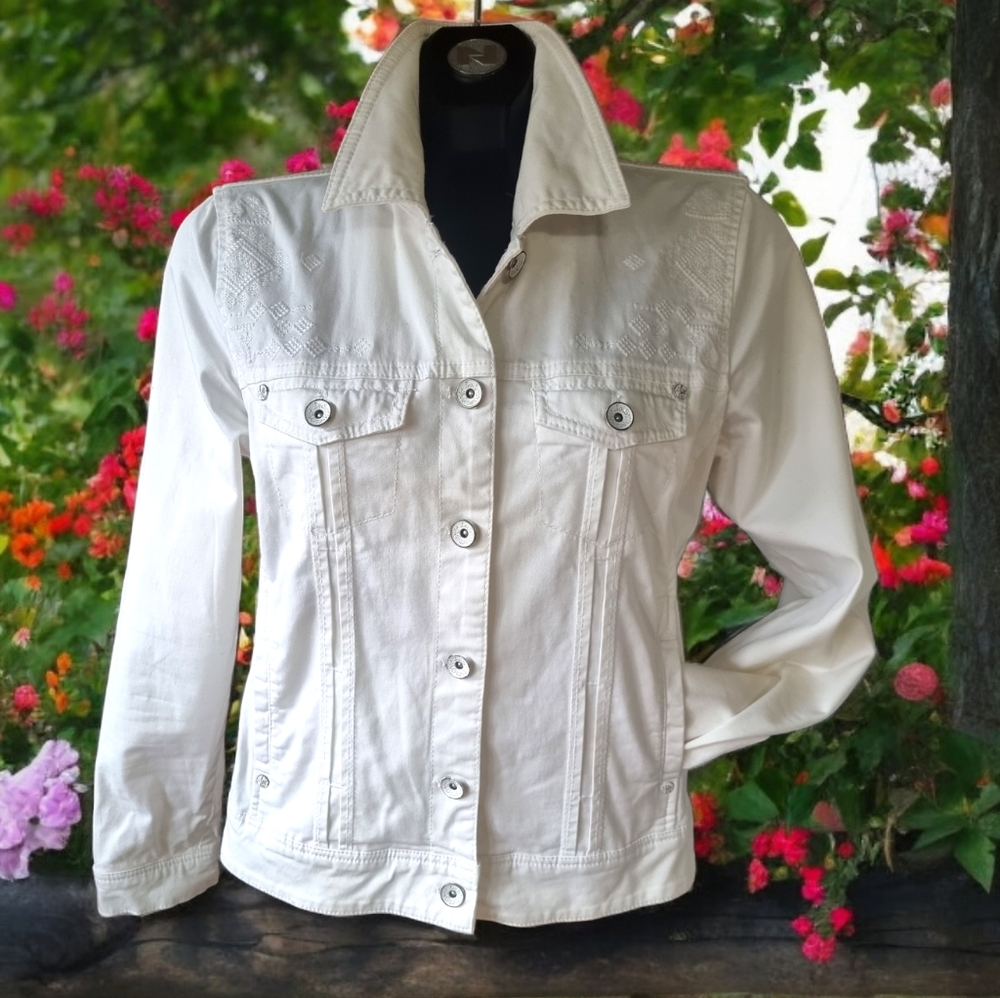 Lois Denim~ White Embroidered Jean Jacket